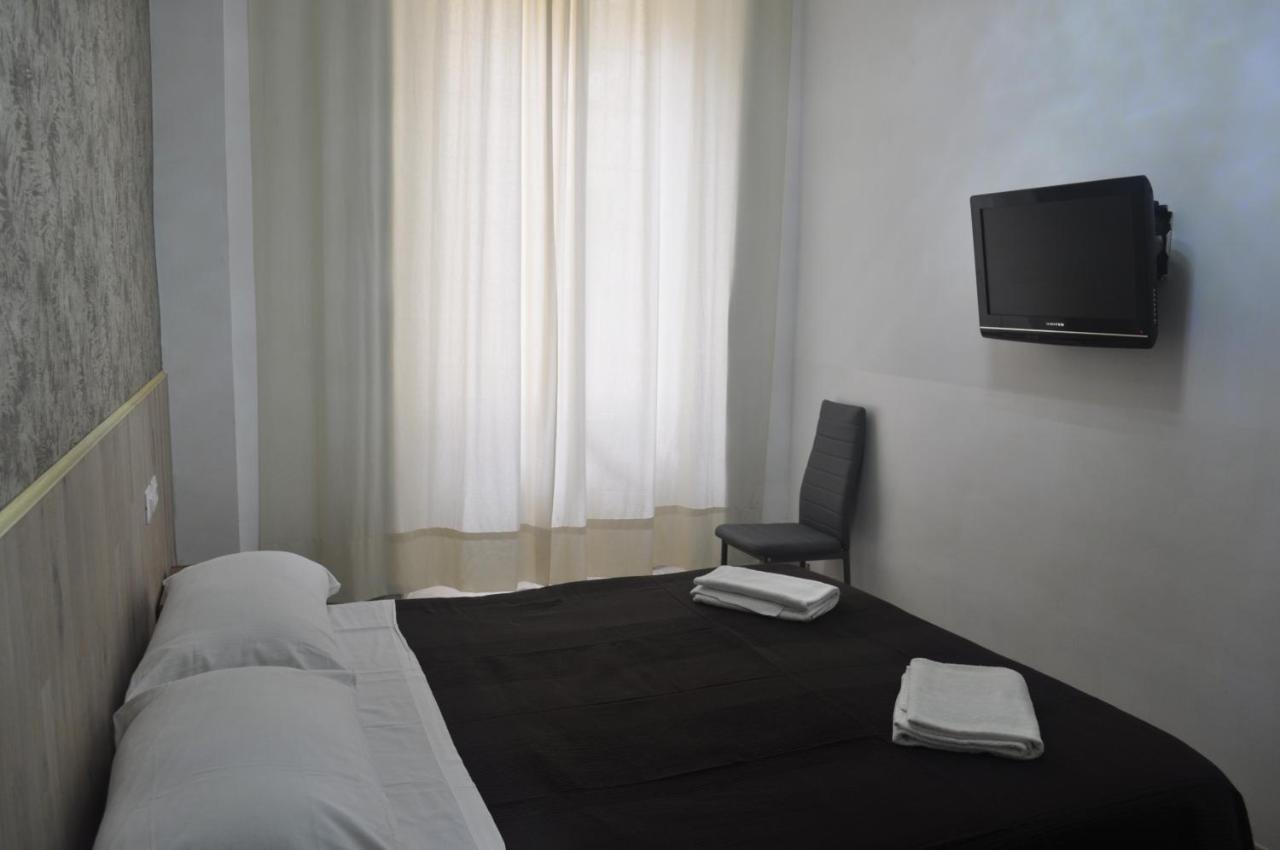 Angela Roma Guest House Экстерьер фото
